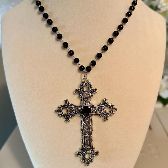 Statement Cross Necklace Floral Design Cross Goth Large Black Crystal Unisex New - Picture 4 of 11